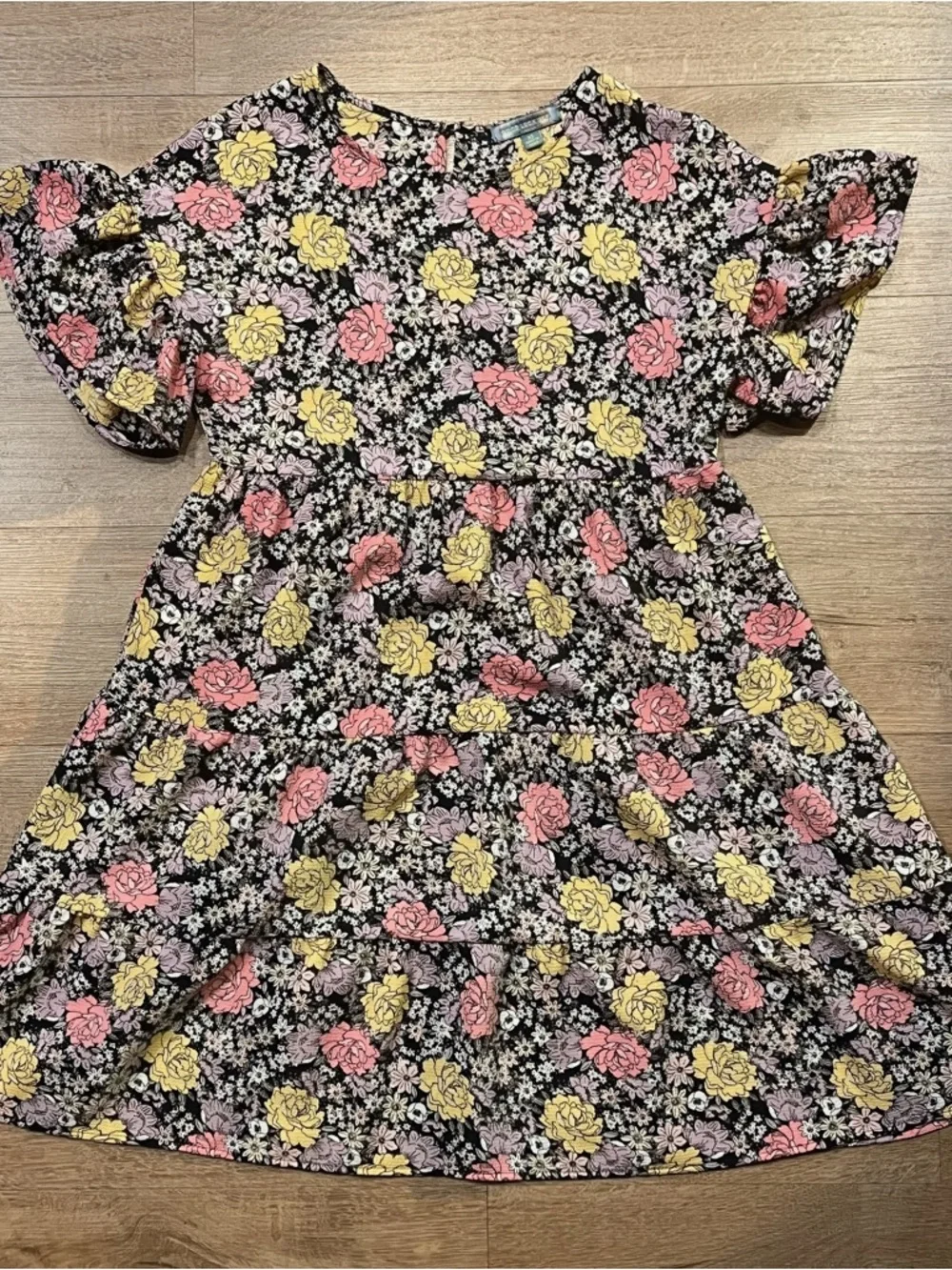 Good Luck Gem Floral Tiered Babydoll Mini Dress Size XS - Picture 3 of 5